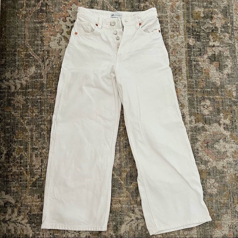 Zara High Rise Flare Crop Jean White
